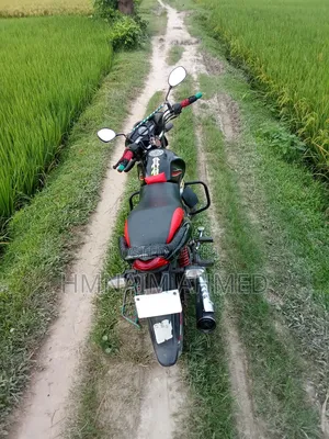 Mahindra Centuro 2017 Red