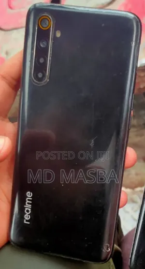 Photo - Realme 6i 64 GB Black