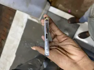 Samsung Galaxy S22 5G 256 GB White