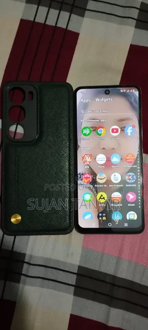 Photo - Vivo Y19 128 GB Gray