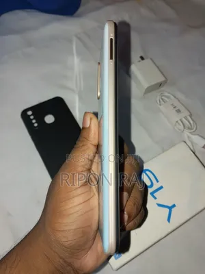 Vivo Y19 128 GB Blue