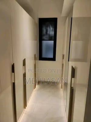 3bdrm Apartment in Semi Furnished Flat for Rent