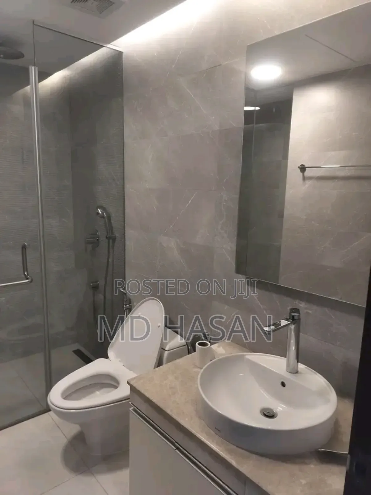 3bdrm Apartment in Semi Furnished Flat for Rent