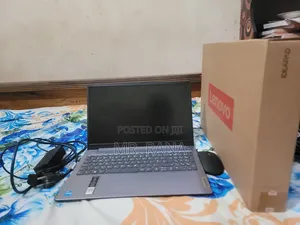 Photo - Laptop Lenovo Ideapad 3 8GB Intel SSD 500GB