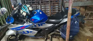 Suzuki SFV650 2021 Blue