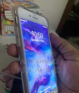 Apple iPhone 8 64 GB White