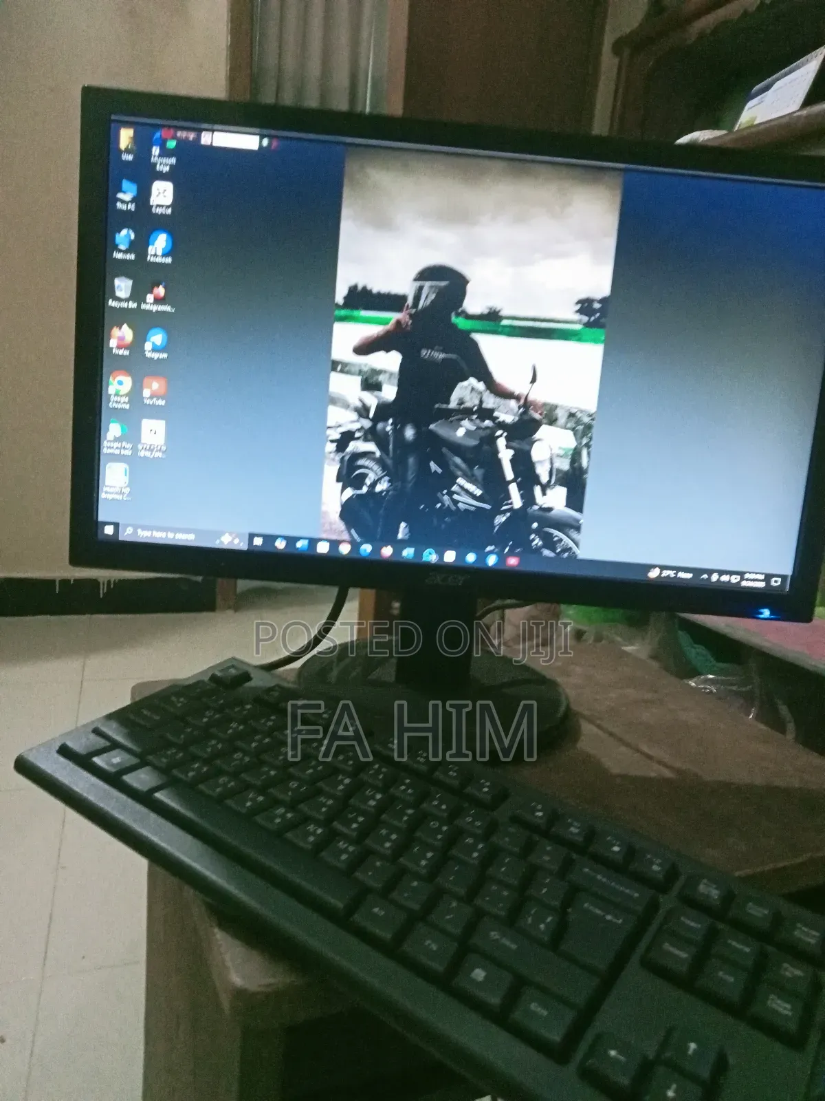 Cpu and Monitor Ekshate