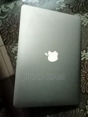 Photo - Laptop Apple MacBook Air 2017 8GB Intel Core I5 SSD 128GB