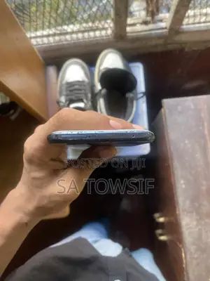 Photo - Vivo V20 SE 128 GB Blue