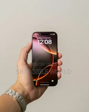 Photo - New Apple iPhone 16 Pro Max 512 GB Gold