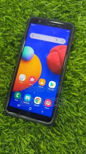 Photo - Samsung Galaxy M01 Core 16 GB Blue