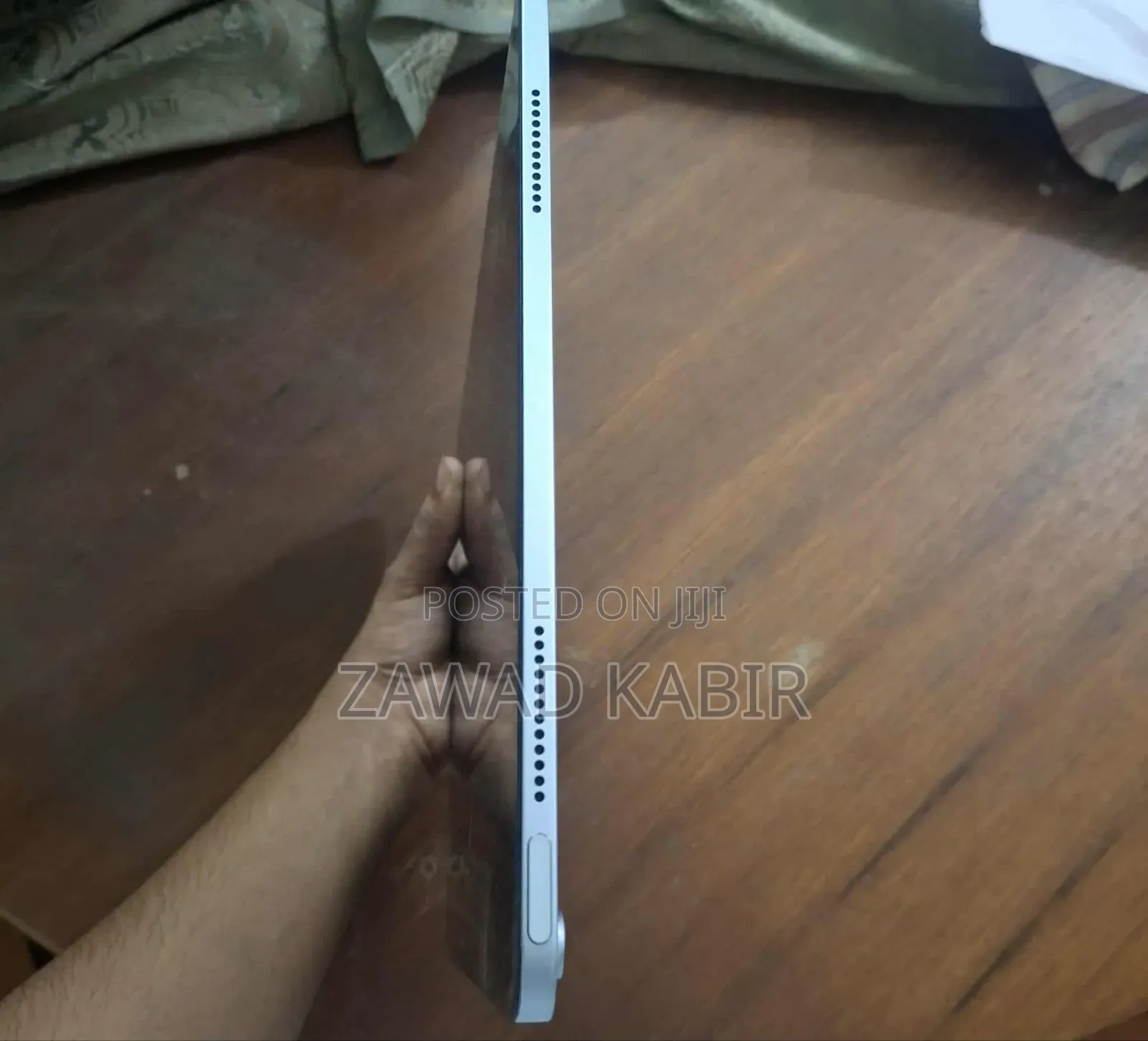 Apple iPad Air (2022) 128 GB Blue