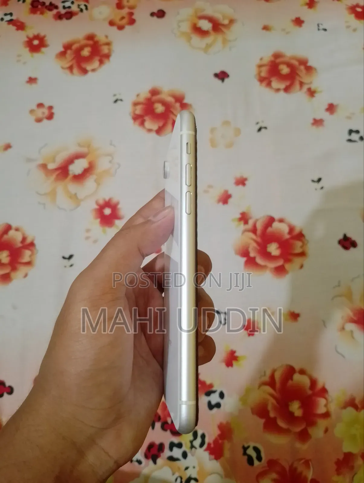Apple iPhone XR 64 GB White