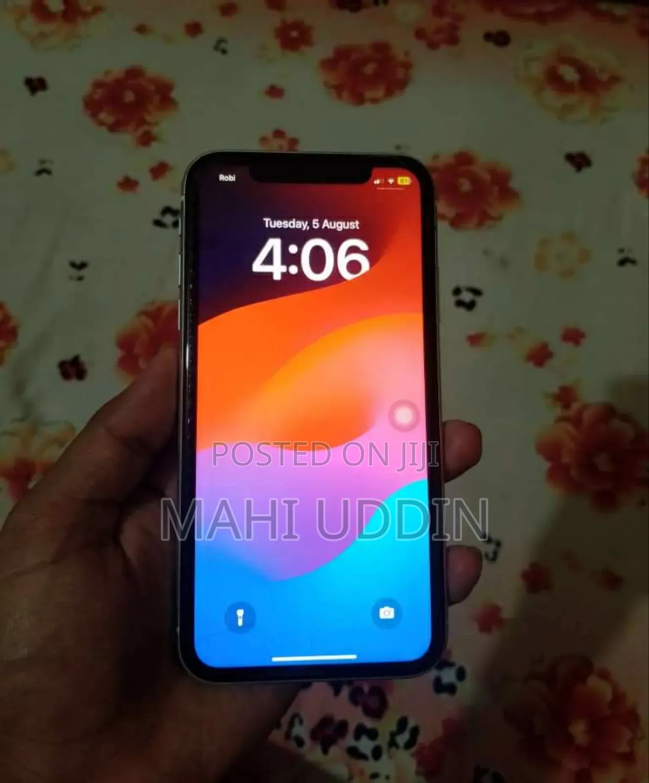 Apple iPhone XR 64 GB White