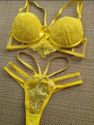 Brighten Your Style With Yellow Elegance