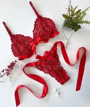 Photo - Red Hot Elegance for Dhaka Women