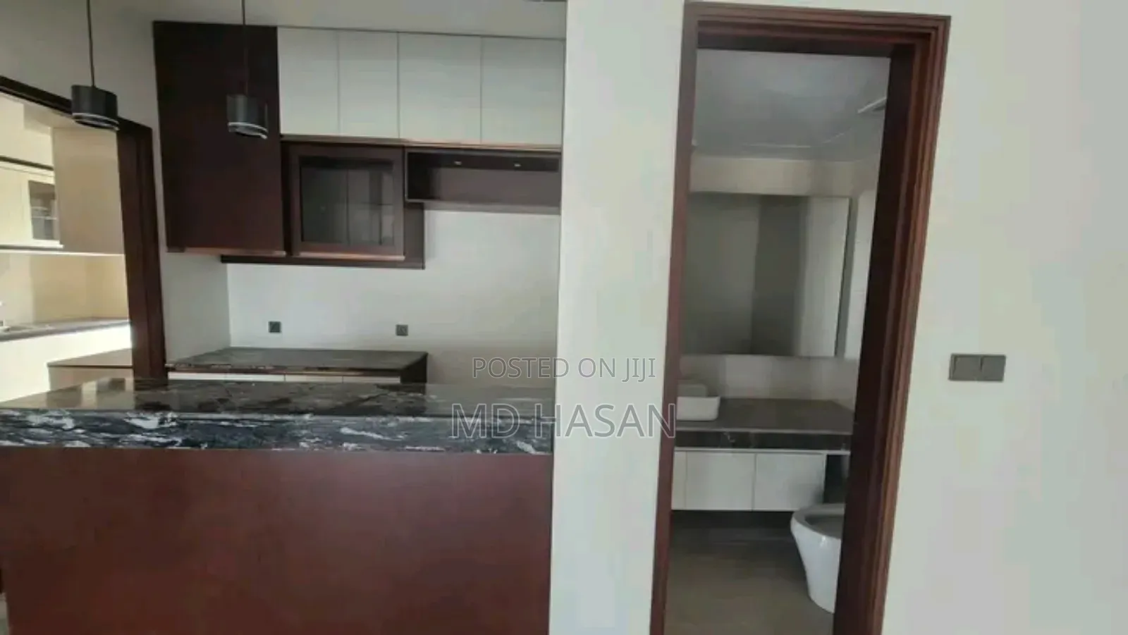4bdrm Apartment in Semi Furnished Flat for Rent