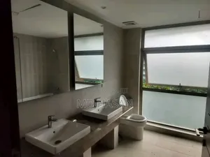 4bdrm Apartment in Un Furnished Flat for Rent