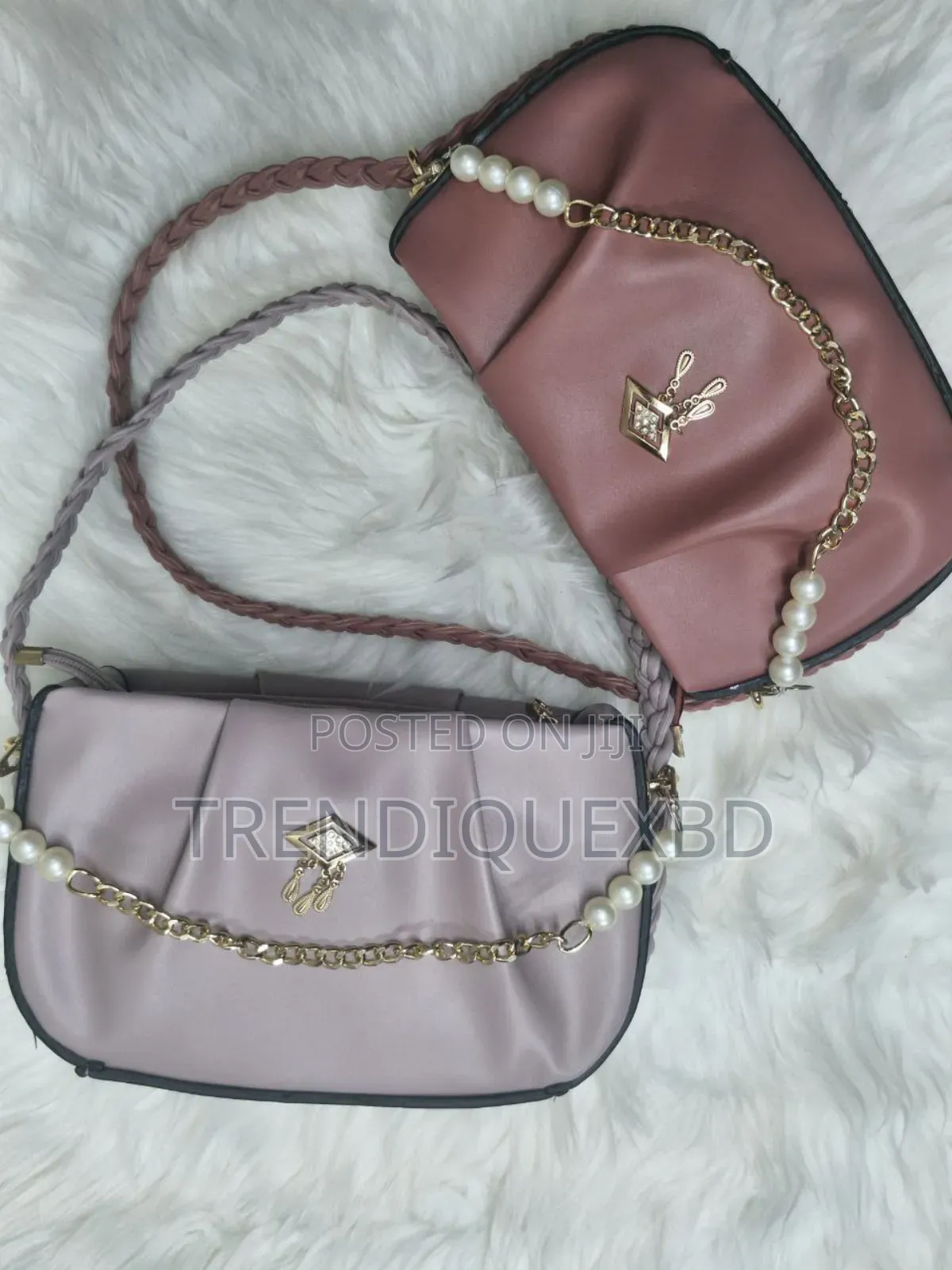 Premium Stylish Handbag – Trendy Lightweight