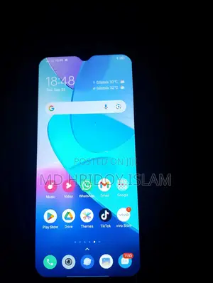 Photo - Vivo Y20 64 GB Black