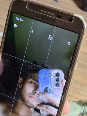 Photo - Samsung Galaxy J7 NXT 16 GB Bronze