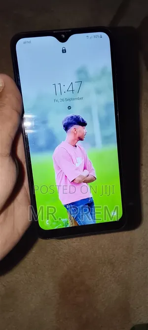 Photo - Samsung Galaxy A10s 32 GB Black