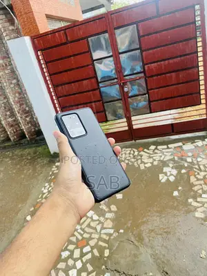 Photo - Samsung Galaxy S20 128 GB Black