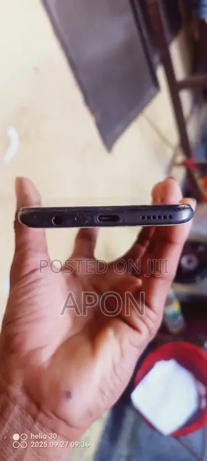 Tecno Spark 8P 64 GB Black