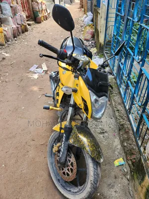 Suzuki Bike 2023 Yellow