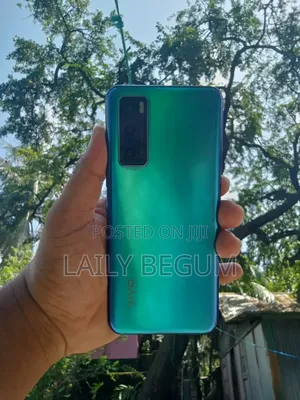 Photo - Vivo V20 SE 128 GB