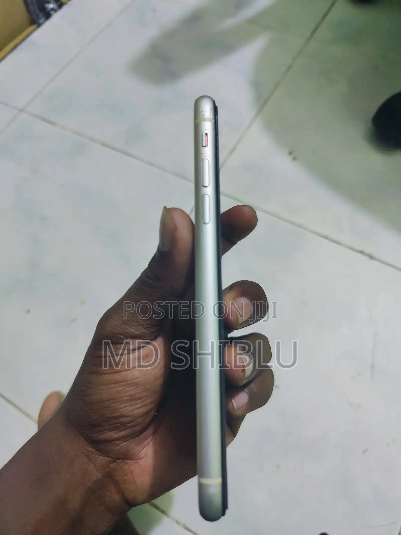 New Apple iPhone 11 128 GB White