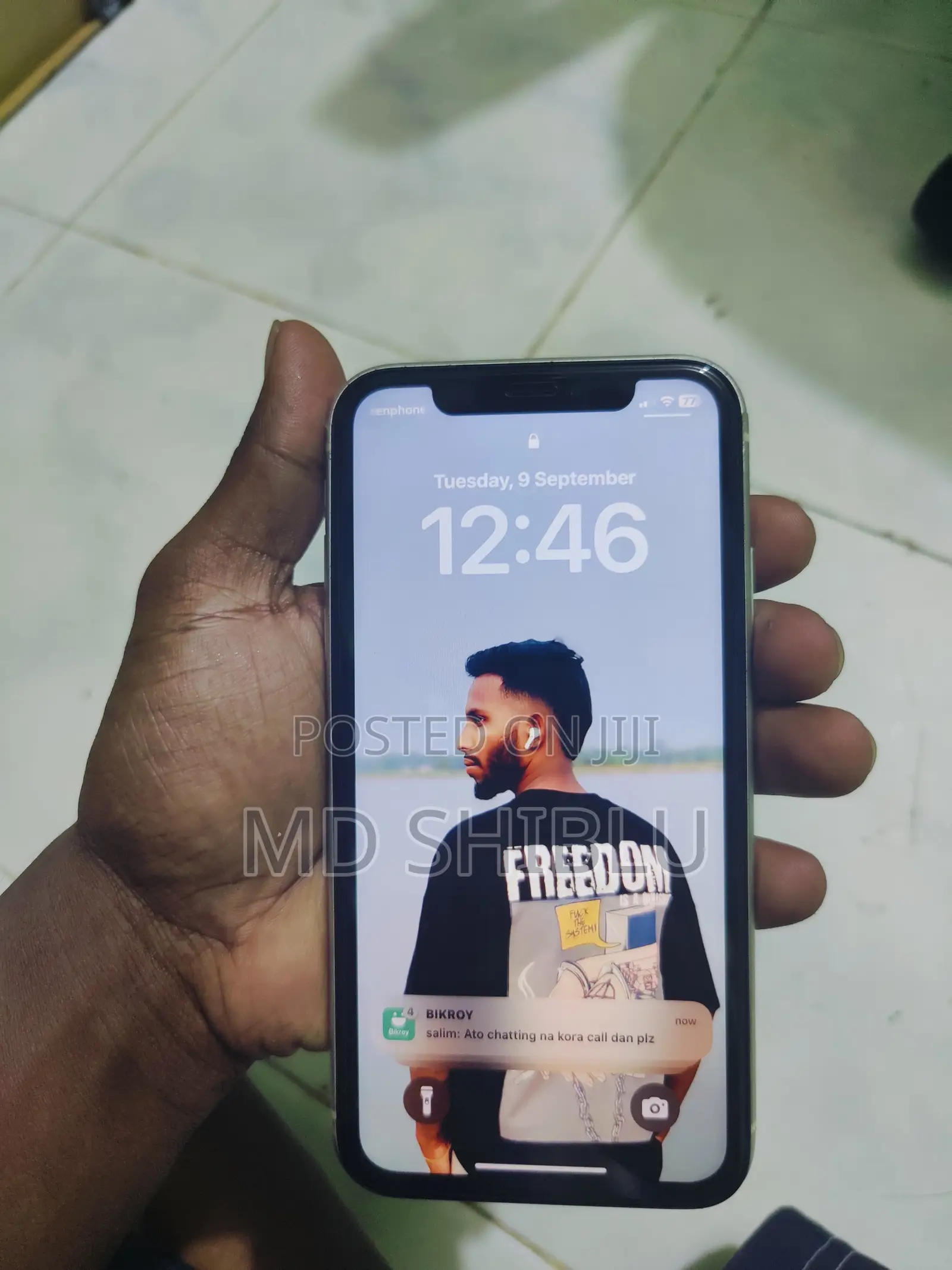 New Apple iPhone 11 128 GB White