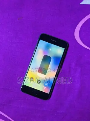 Photo - Apple iPhone 8 64 GB Black