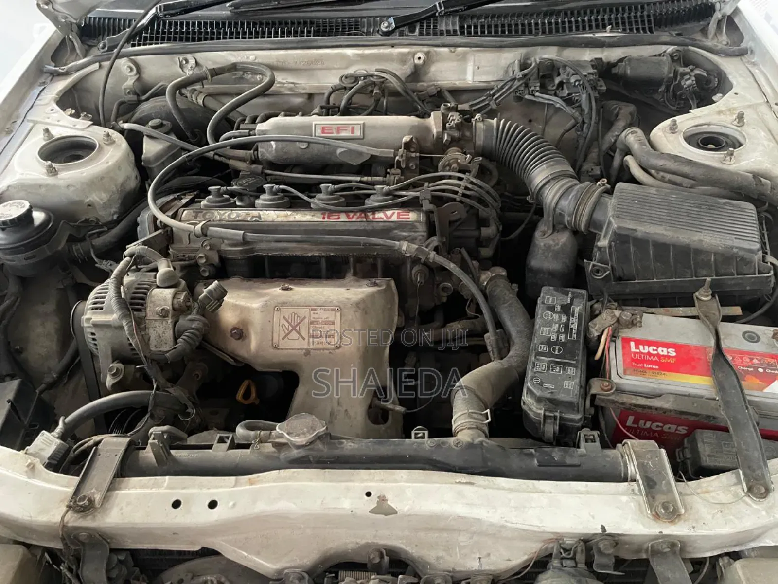 Toyota Carina 1.8 FWD Sedan 1993 White