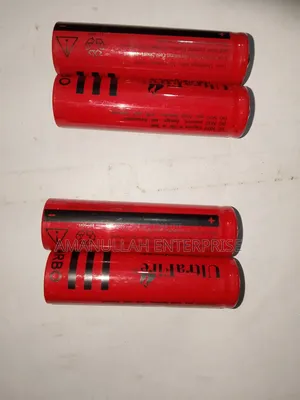 Photo - Ultrafire 18650 3.7v 4200mah Lithium-ion Rechargeable Battery.