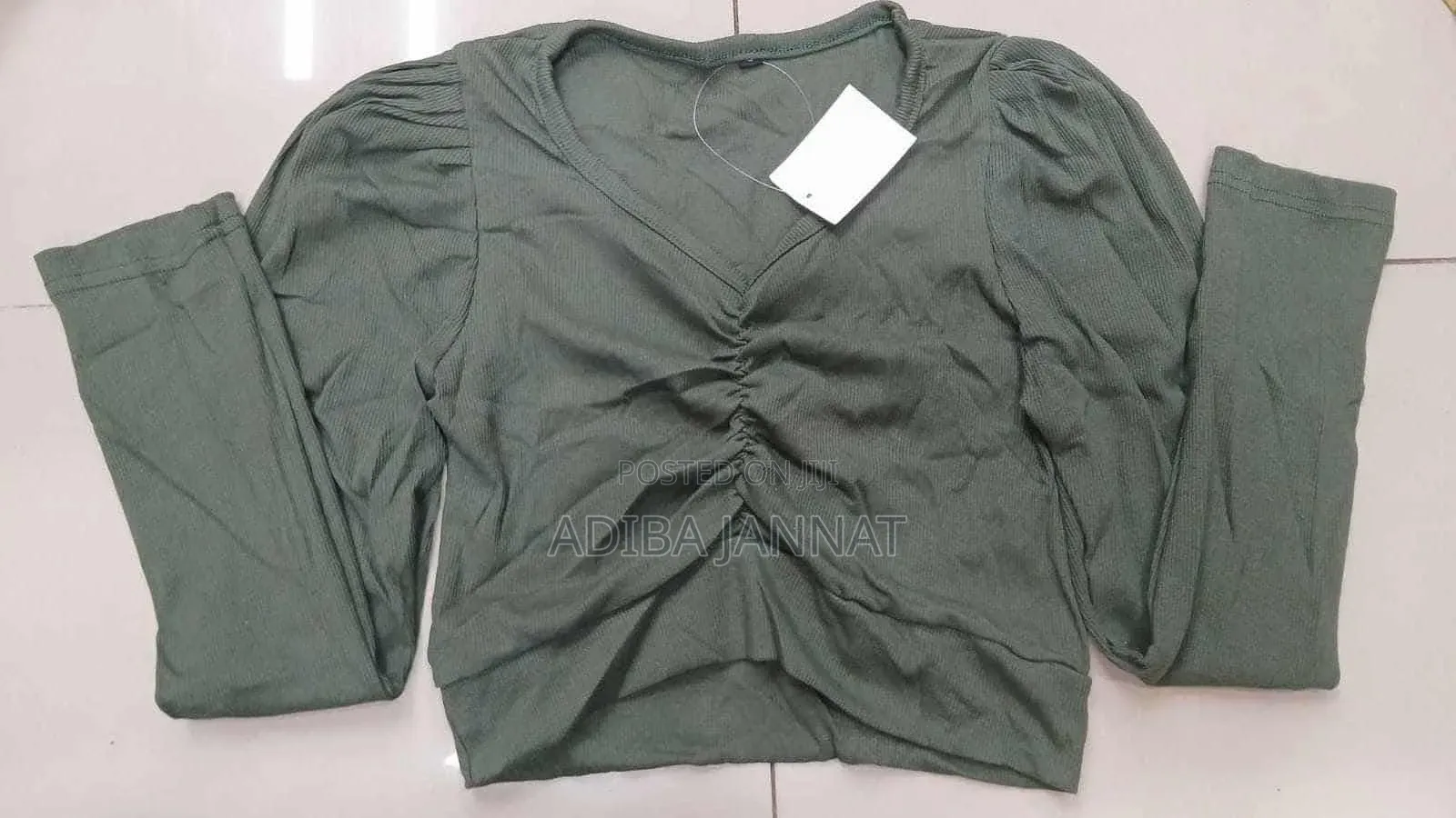 ক্রপটপ হাফ বডি ফুল হাতা ব্লাউজ সাইজ ফ্রি