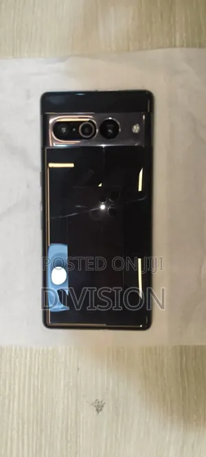 Photo - Google Pixel 7 Pro 128 GB Black