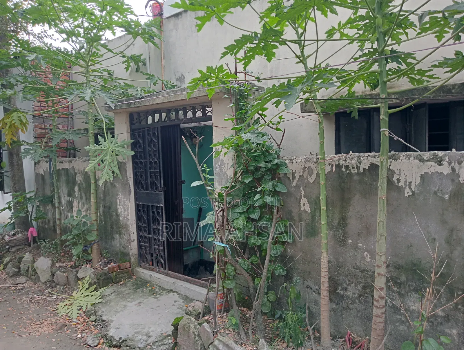 Land for Sell With House