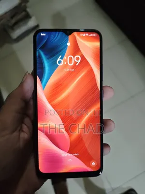Photo - Realme C25Y 128 GB Blue