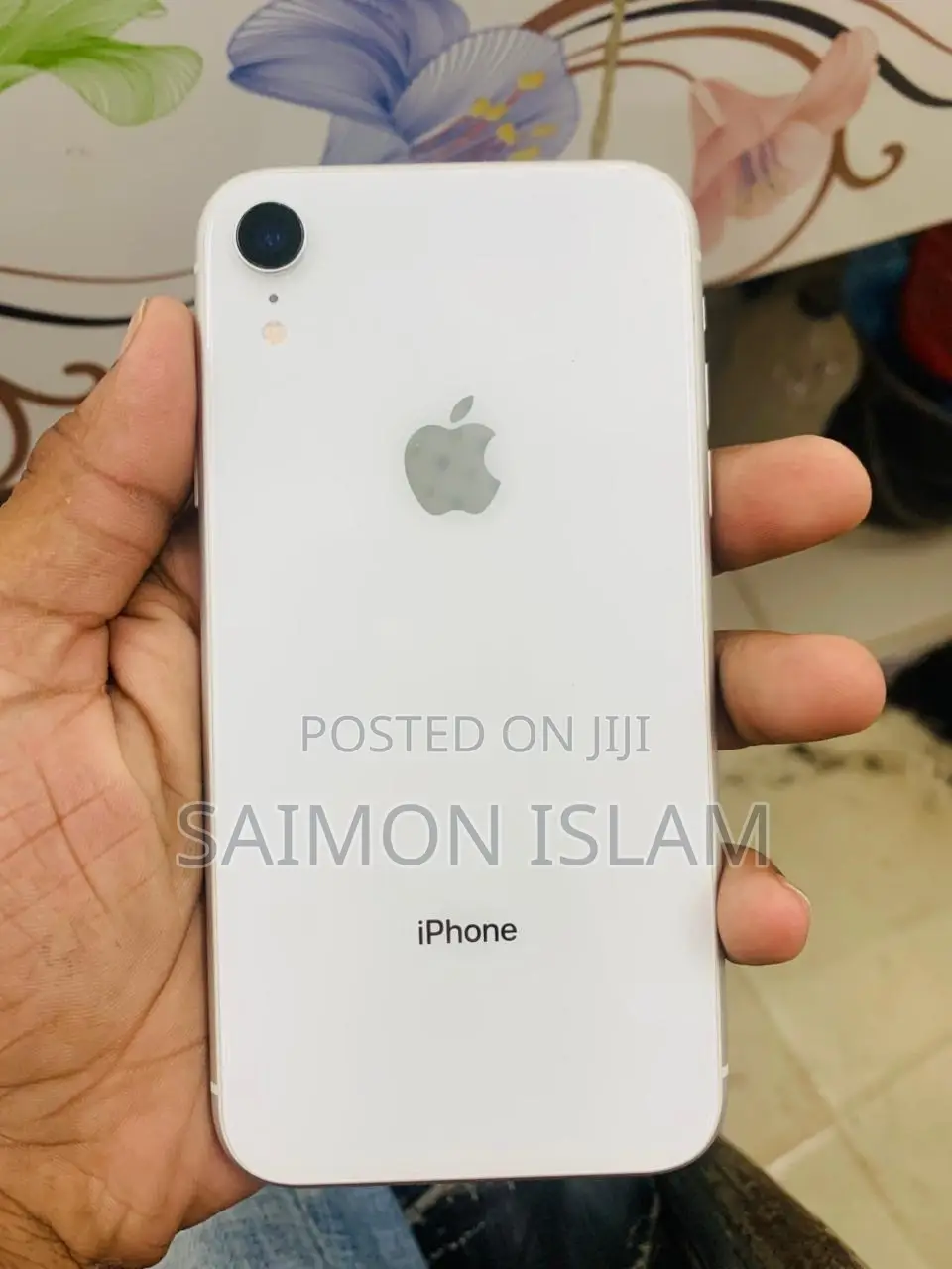 Apple iPhone XR 64 GB White