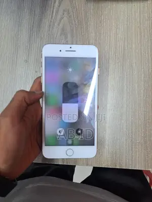 Apple iPhone 8 Plus 64 GB Gold