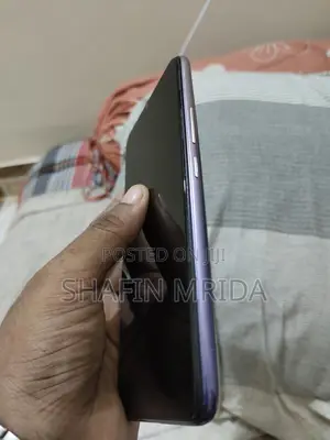 Photo - Vivo V20 128 GB Pink