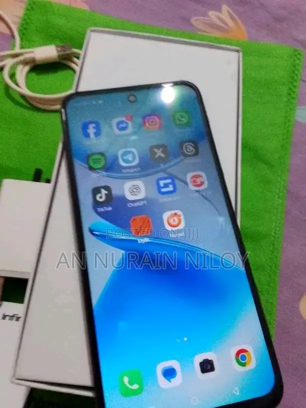 New Infinix Smart 9 128 GB Black