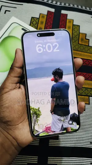 Apple iPhone 15 Plus 128 GB Green