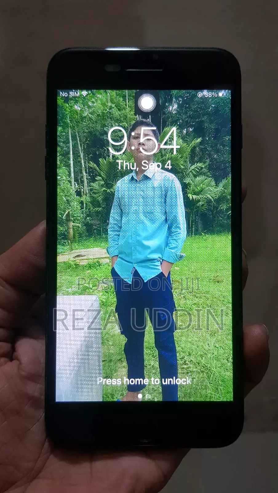 New Apple iPhone 7 Plus 128 GB Black