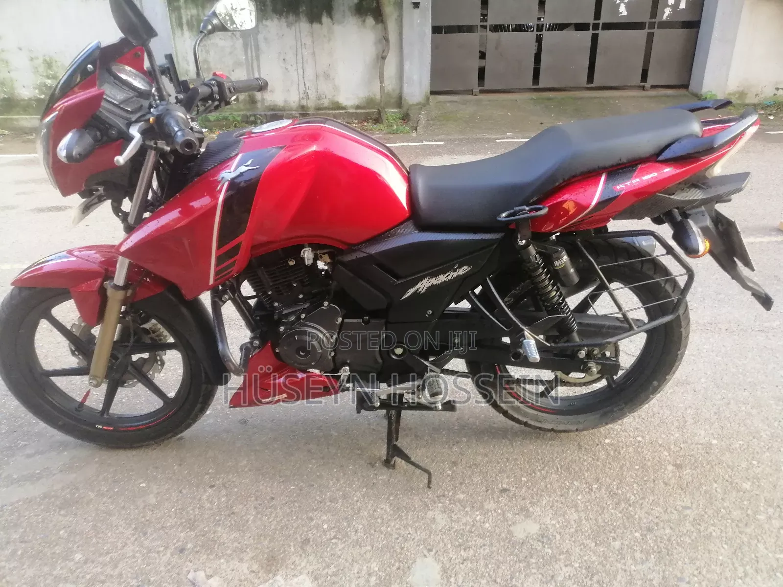New TVS Apache 160 4V 2020 Red