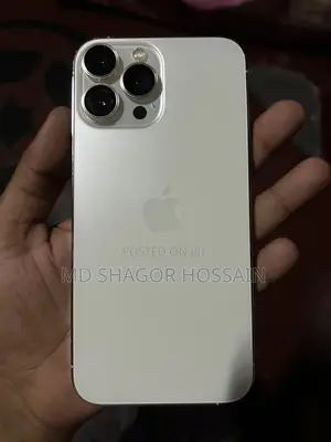 Photo - Apple iPhone 13 Pro Max 512 GB Silver