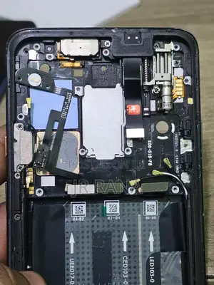 Photo - OnePlus 7T Pro 5G McLaren 256 GB Orange