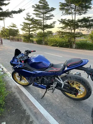 Honda CBR 2018 Blue