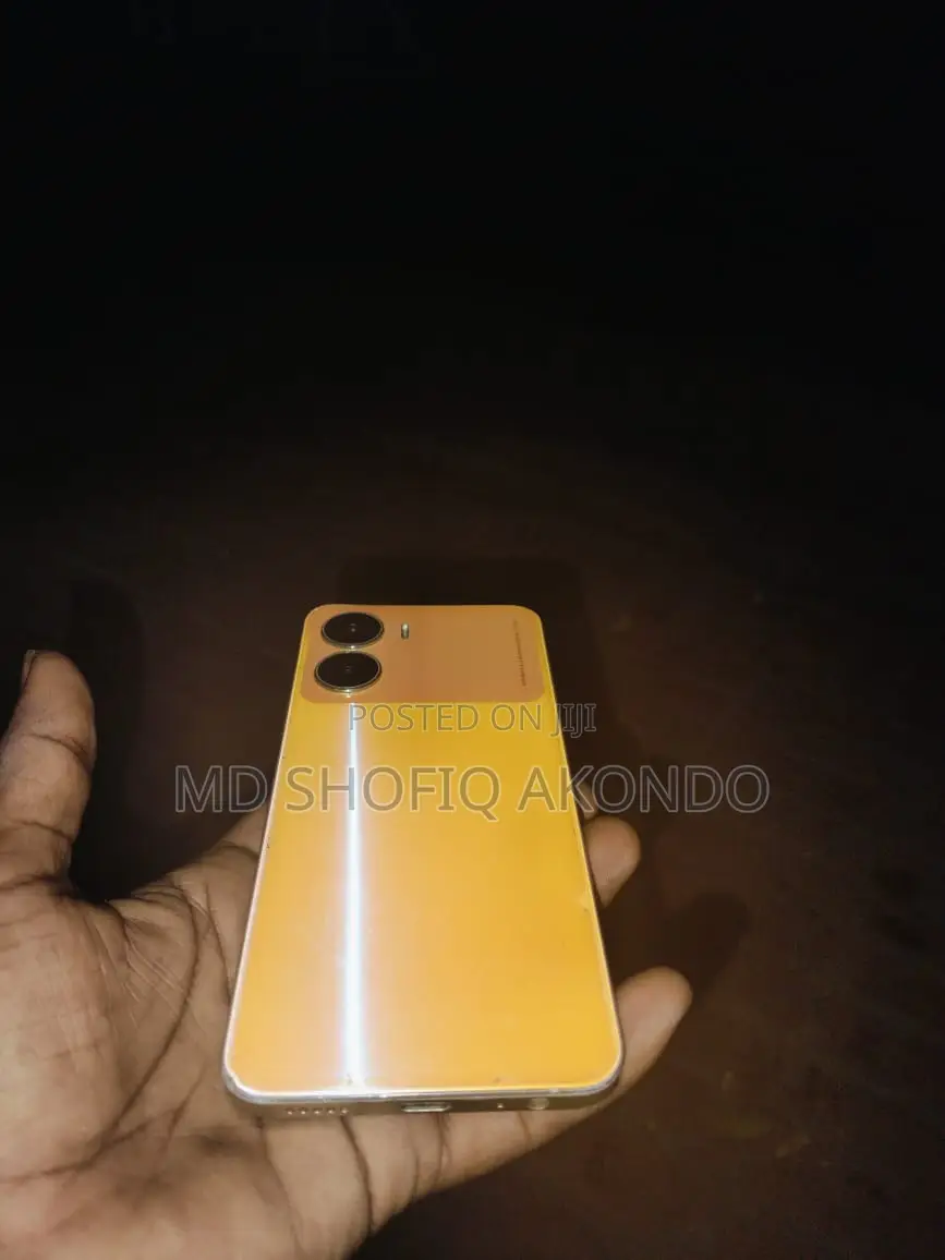 Vivo Y56 128 GB Orange